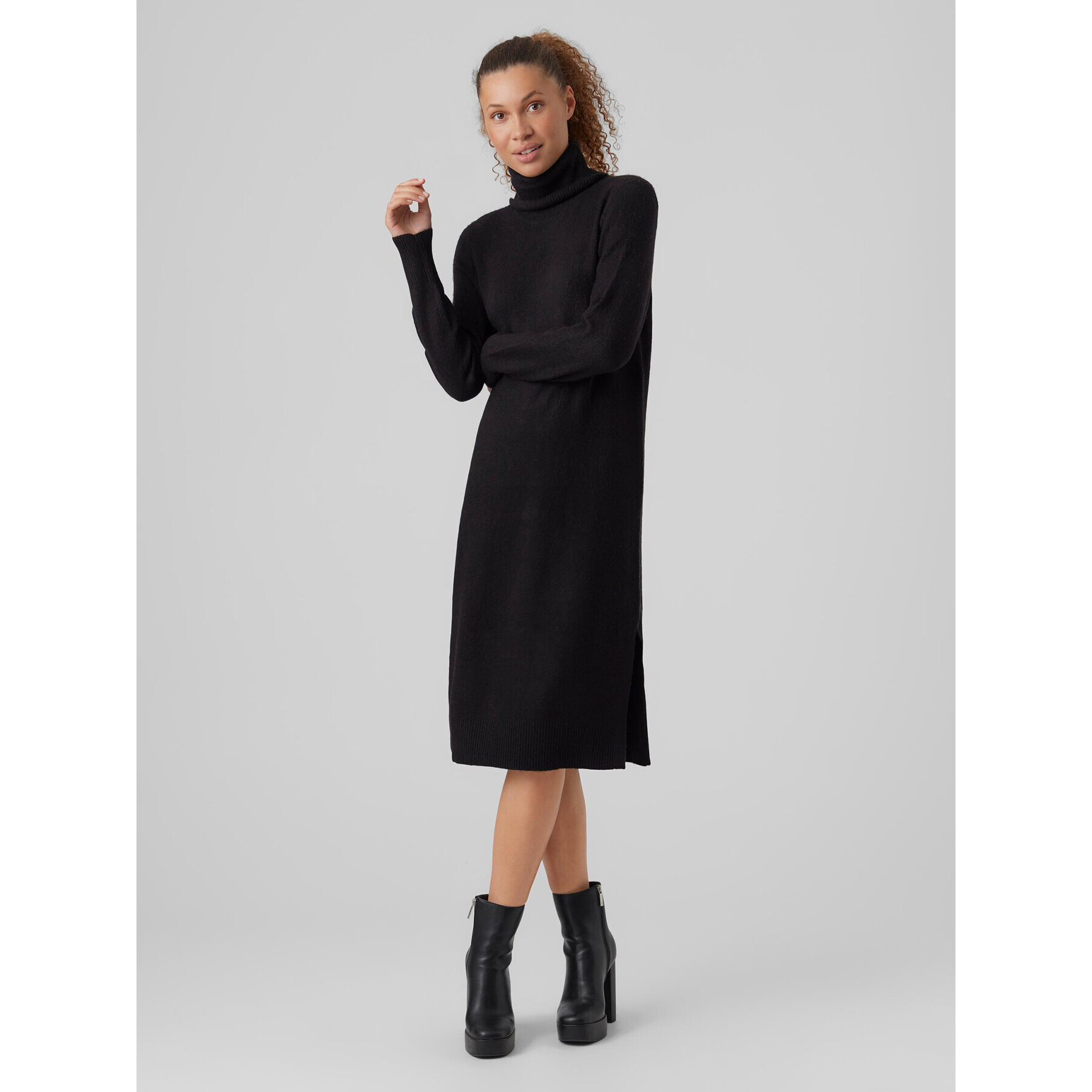 Vero Moda Úpletové šaty Newwind 10273089 Černá Relaxed Fit - Pepit.cz