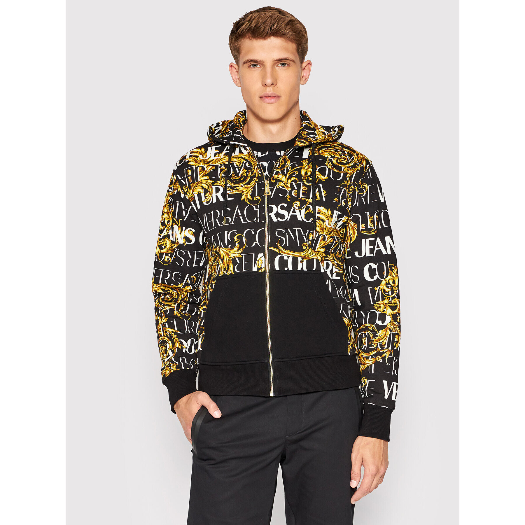 Versace Jeans Couture Mikina Print Garland 73GAI3Z0 Černá Regular Fit - Pepit.cz