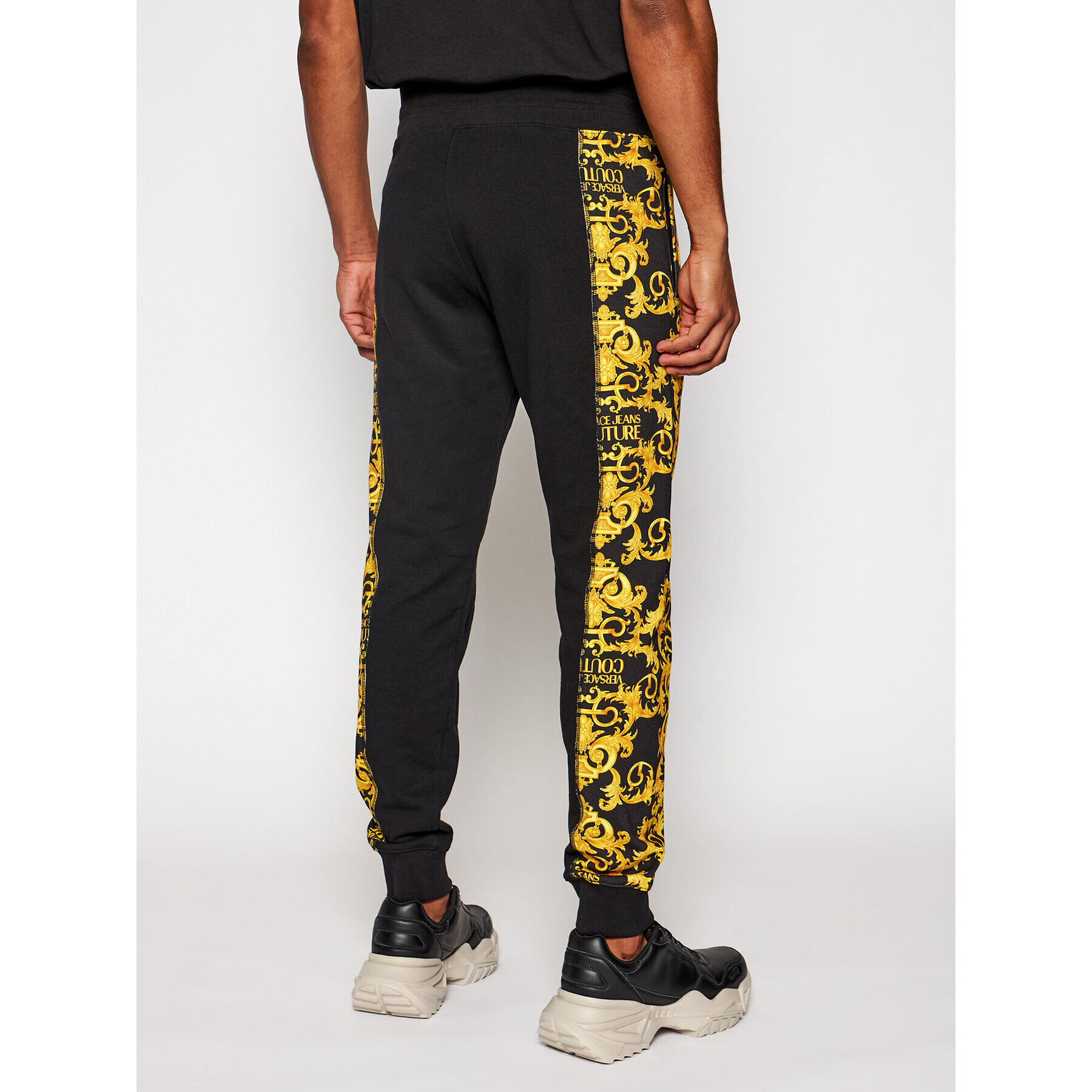 Versace Jeans Couture Teplákové kalhoty A2GWA1F9 Černá Regular Fit - Pepit.cz