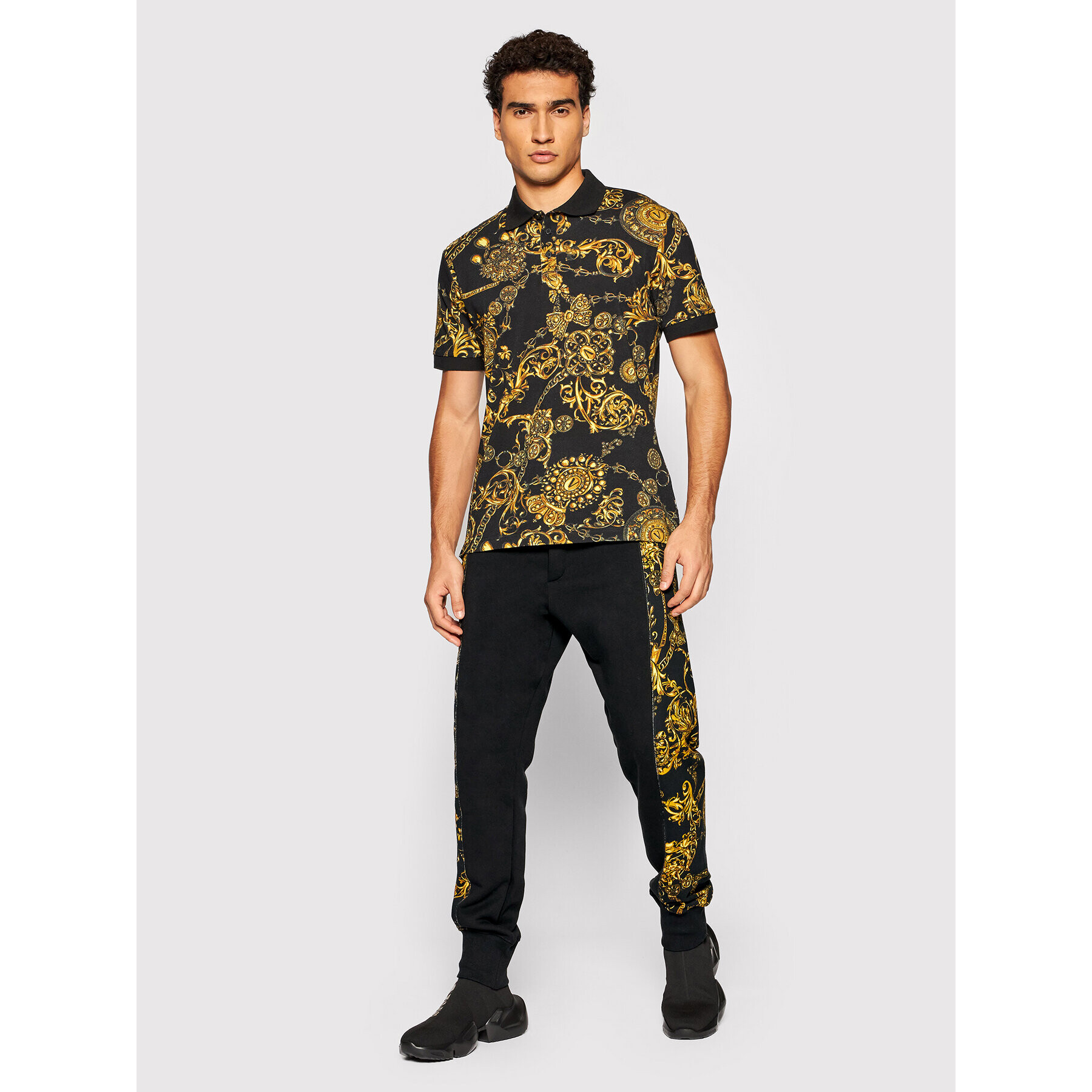 Versace Jeans Couture Teplákové kalhoty Contr Print Bjoux Baroque 71GAA3C0 Černá Regular Fit - Pepit.cz