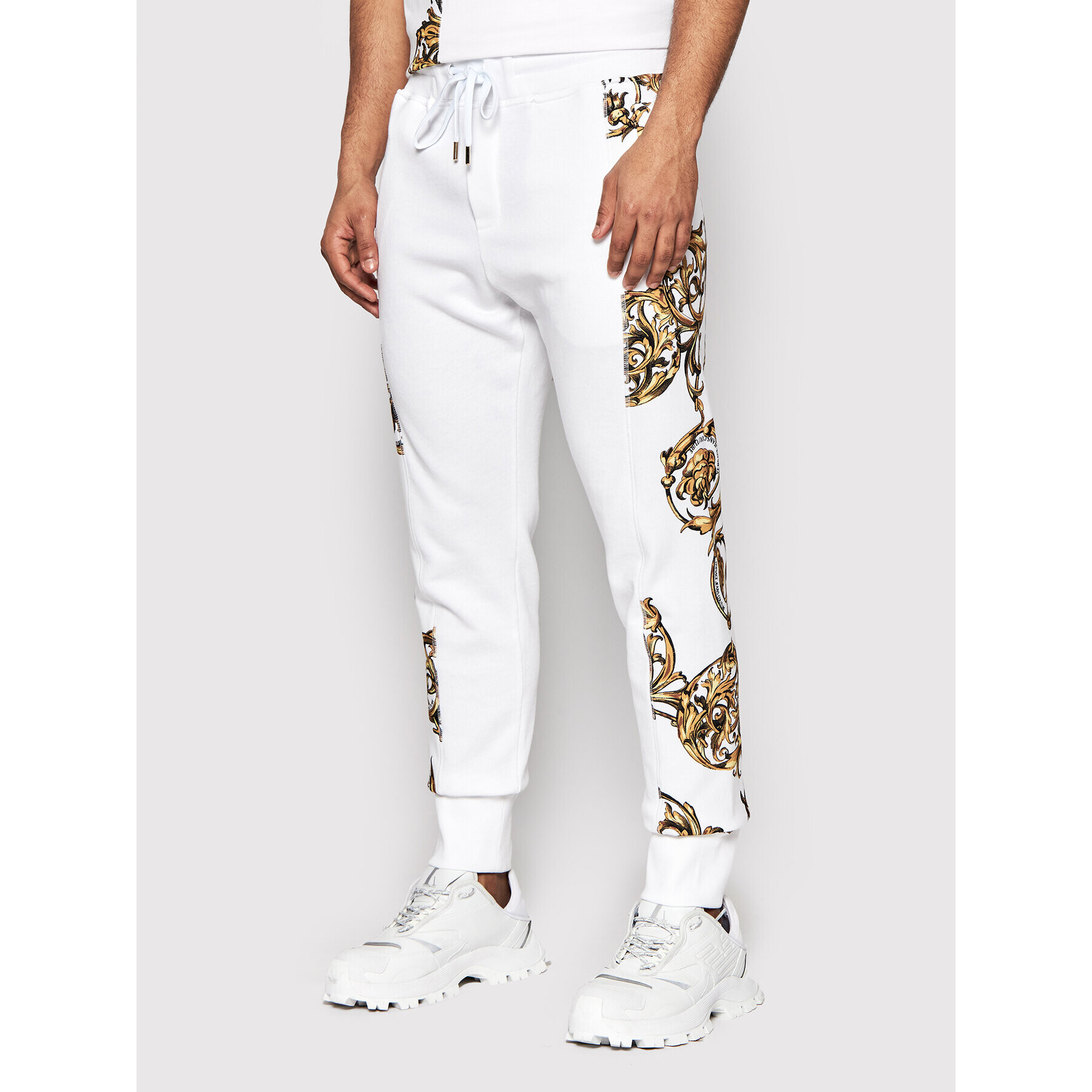 Versace Jeans Couture Teplákové kalhoty Contr Print Garland 72GAA3C9 Bílá Regular Fit - Pepit.cz