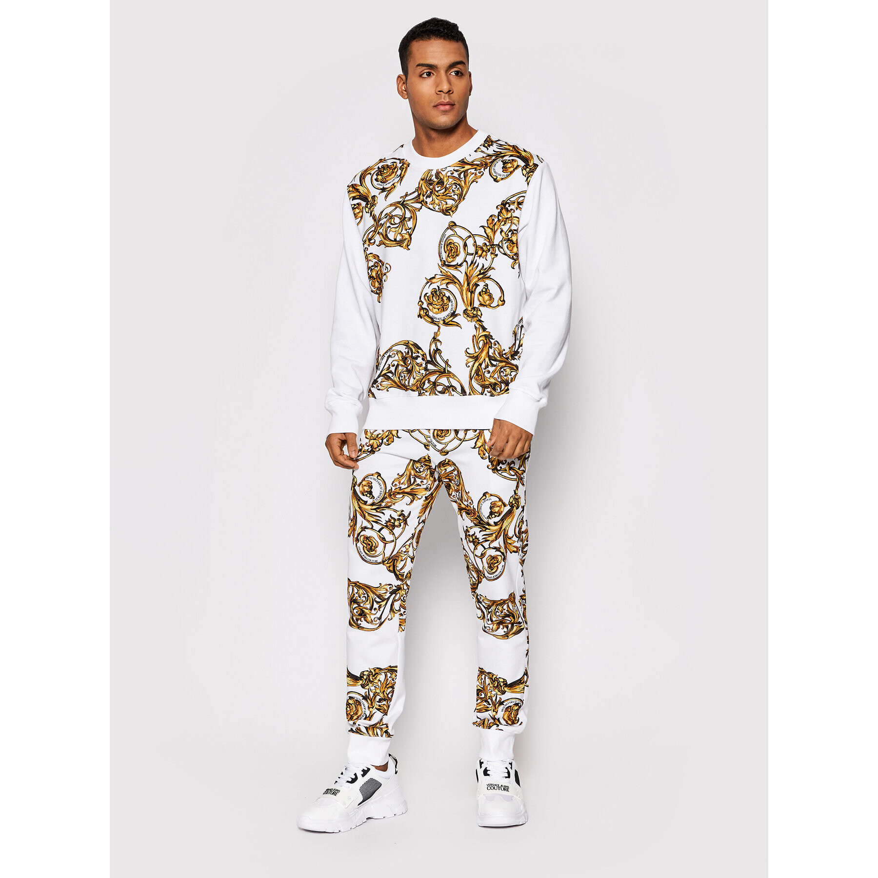 Versace Jeans Couture Teplákové kalhoty Print Garland 72GAA3B0 Bílá Regular Fit - Pepit.cz