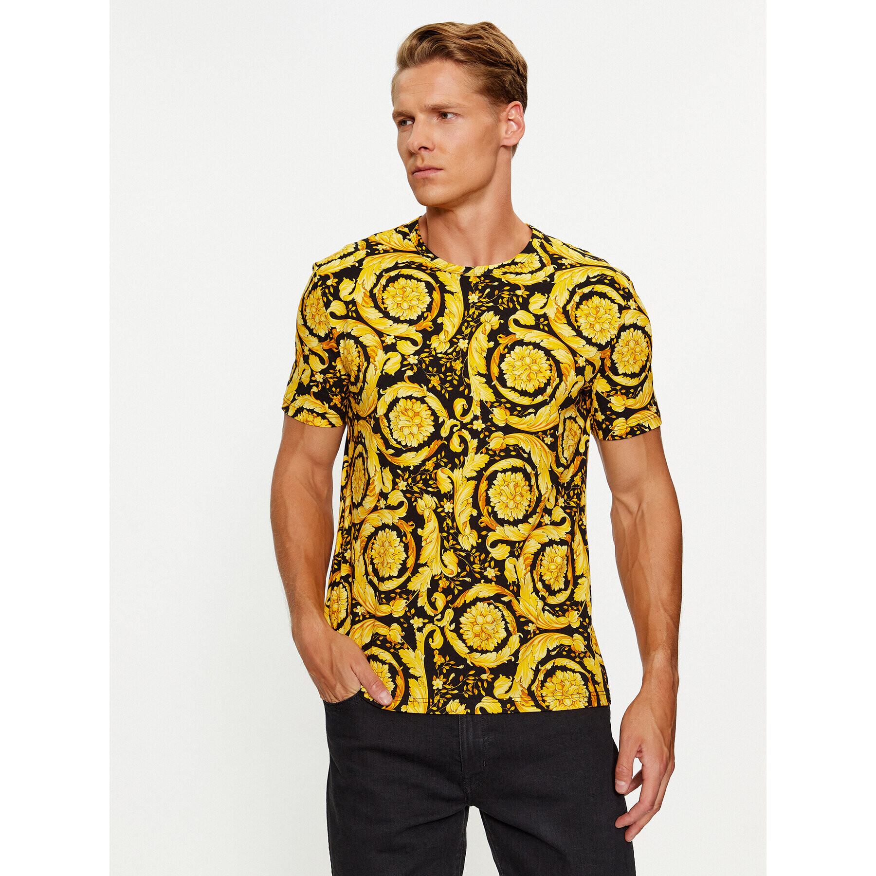 Versace T-Shirt 1000959 Žlutá Regular Fit - Pepit.cz