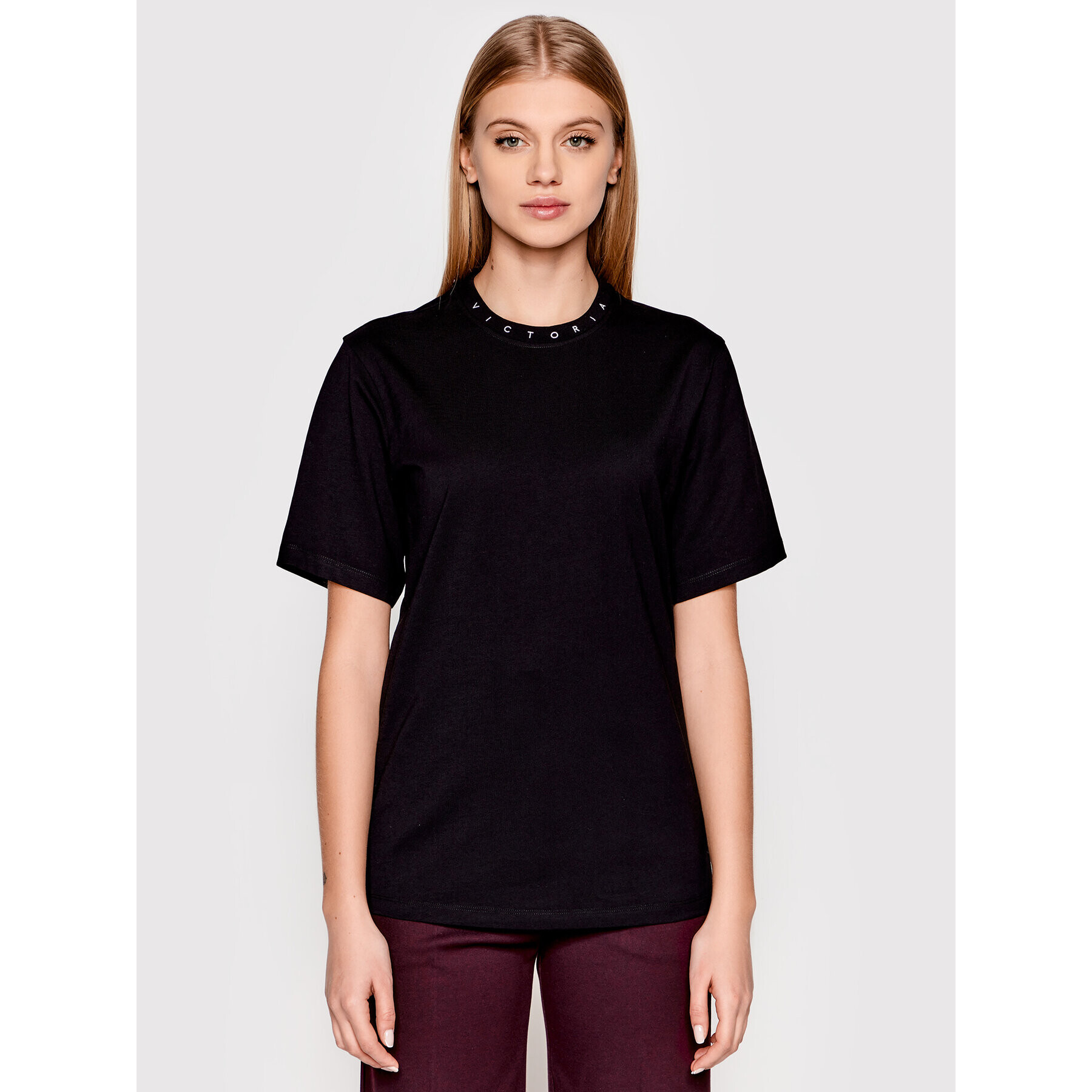 Victoria Victoria Beckham T-Shirt Logo 1122JTS003250A Černá Regular Fit - Pepit.cz