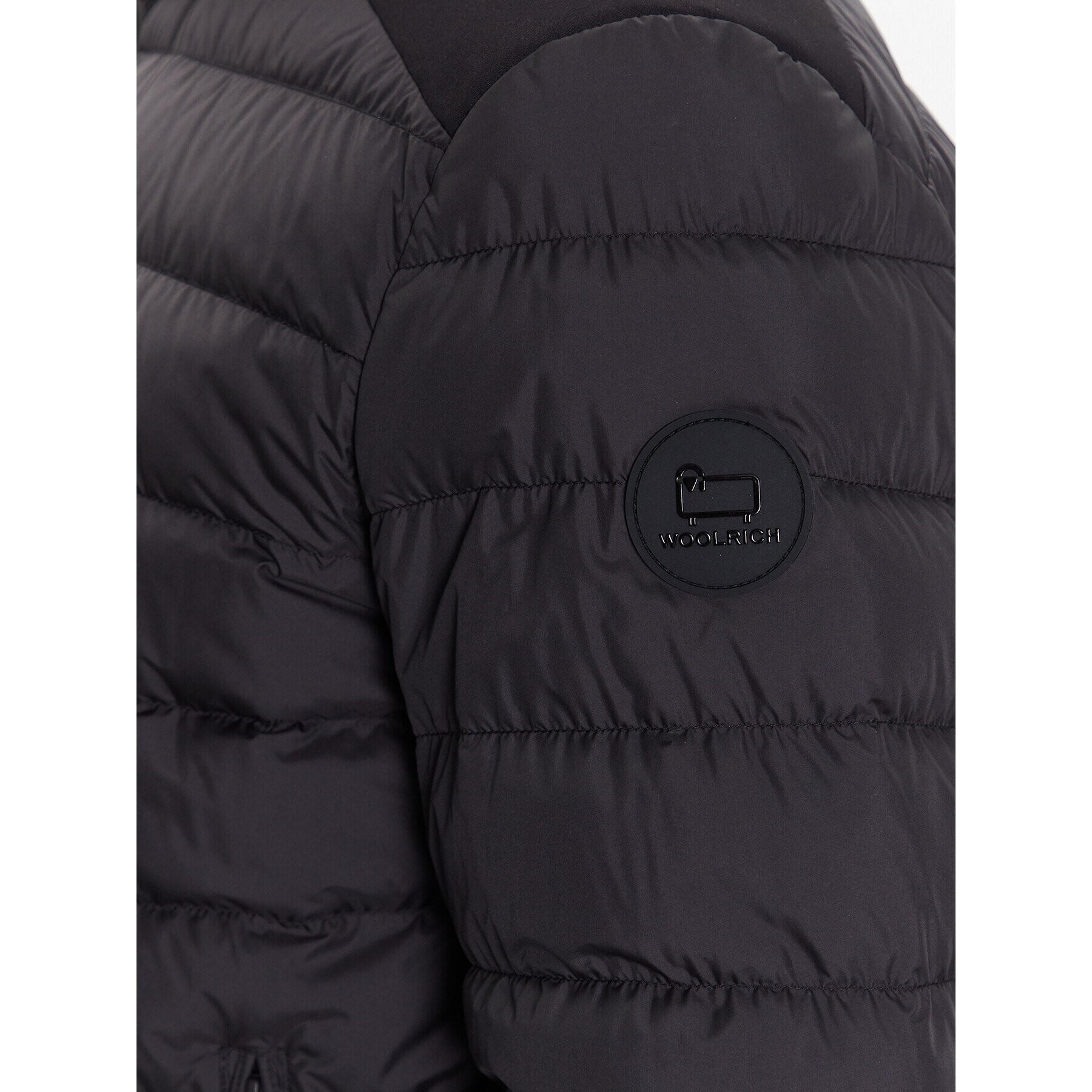 Woolrich Vatovaná bunda Bering CFWOOU0697MRUT2635 Černá Regular Fit - Pepit.cz