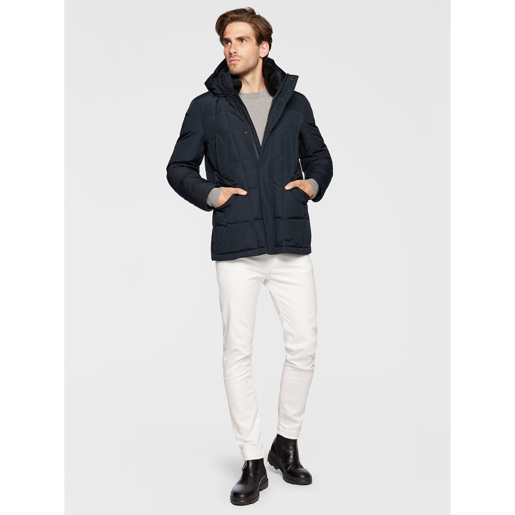 Woolrich Vatovaná bunda Blizzard Field CFWOOU0621MRUT0001 Tmavomodrá Regular Fit - Pepit.cz