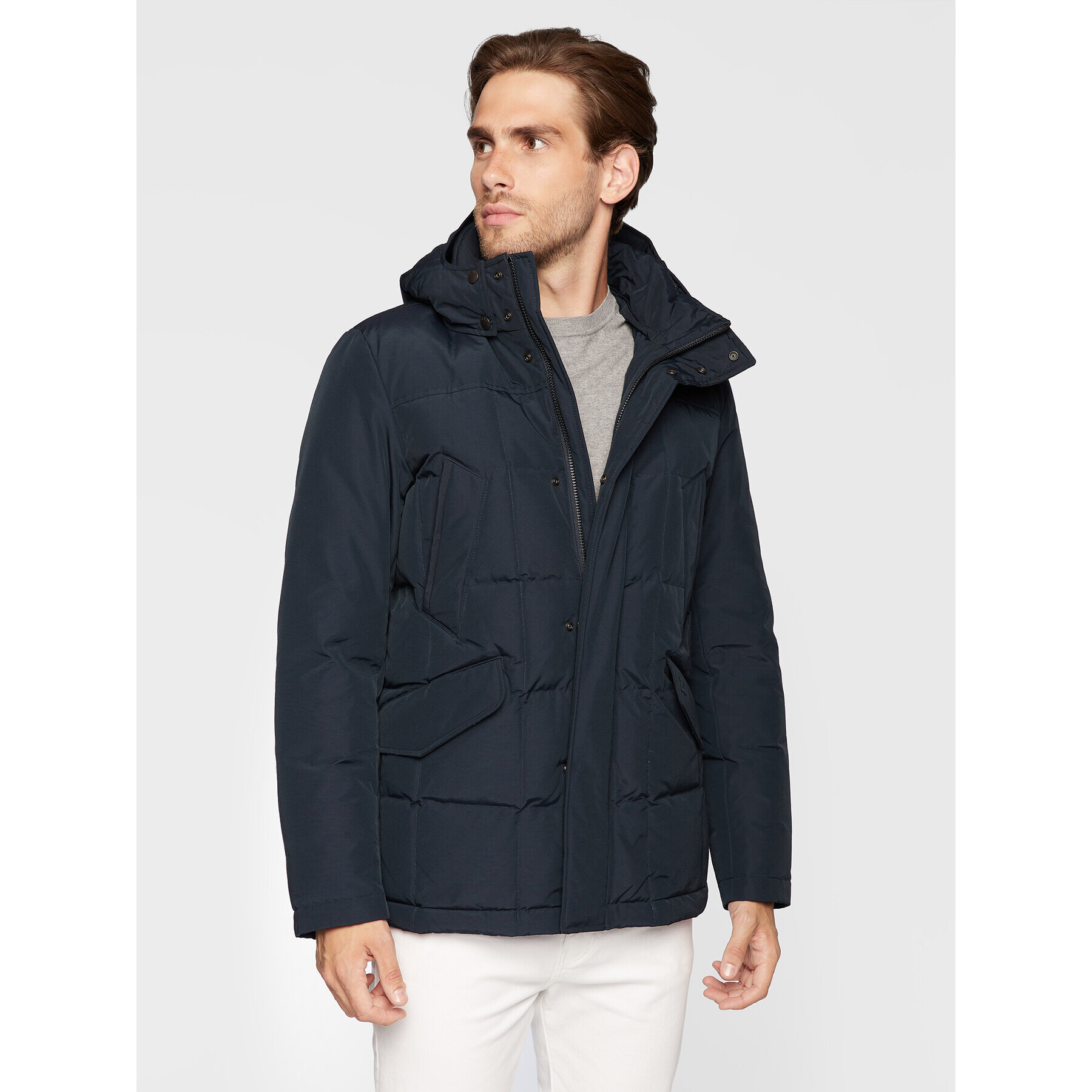 Woolrich Vatovaná bunda Blizzard Field CFWOOU0621MRUT0001 Tmavomodrá Regular Fit - Pepit.cz