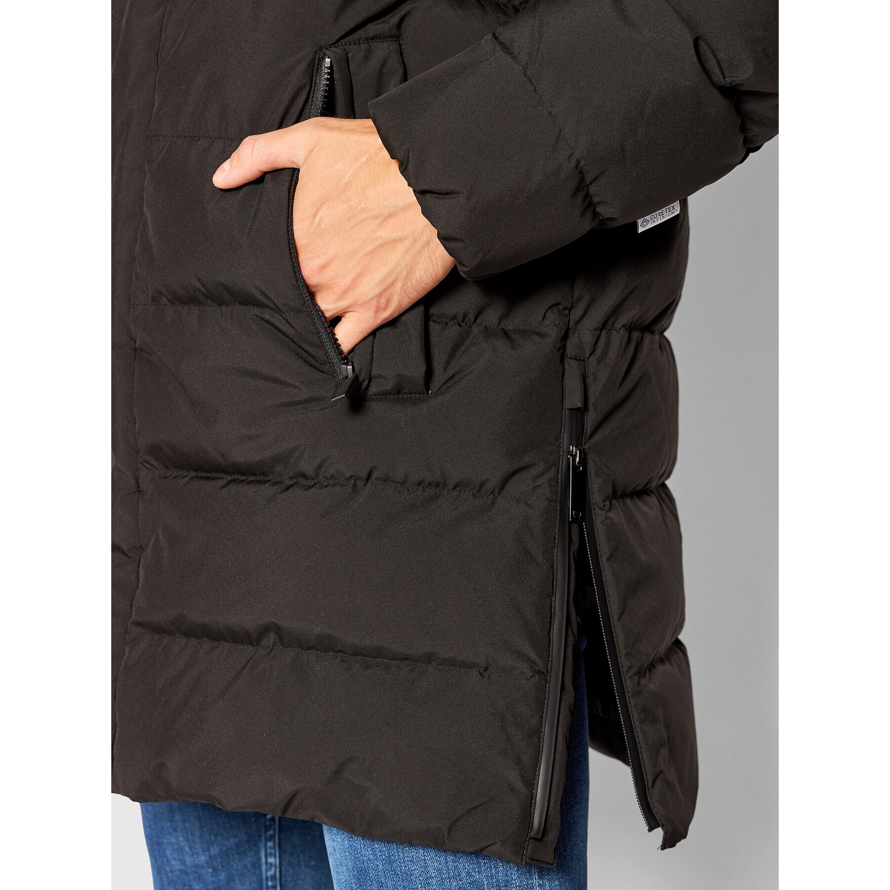 Woolrich Vatovaná bunda High Tech Quilted CFWOOU0634MRUT2700 Černá Regular Fit - Pepit.cz