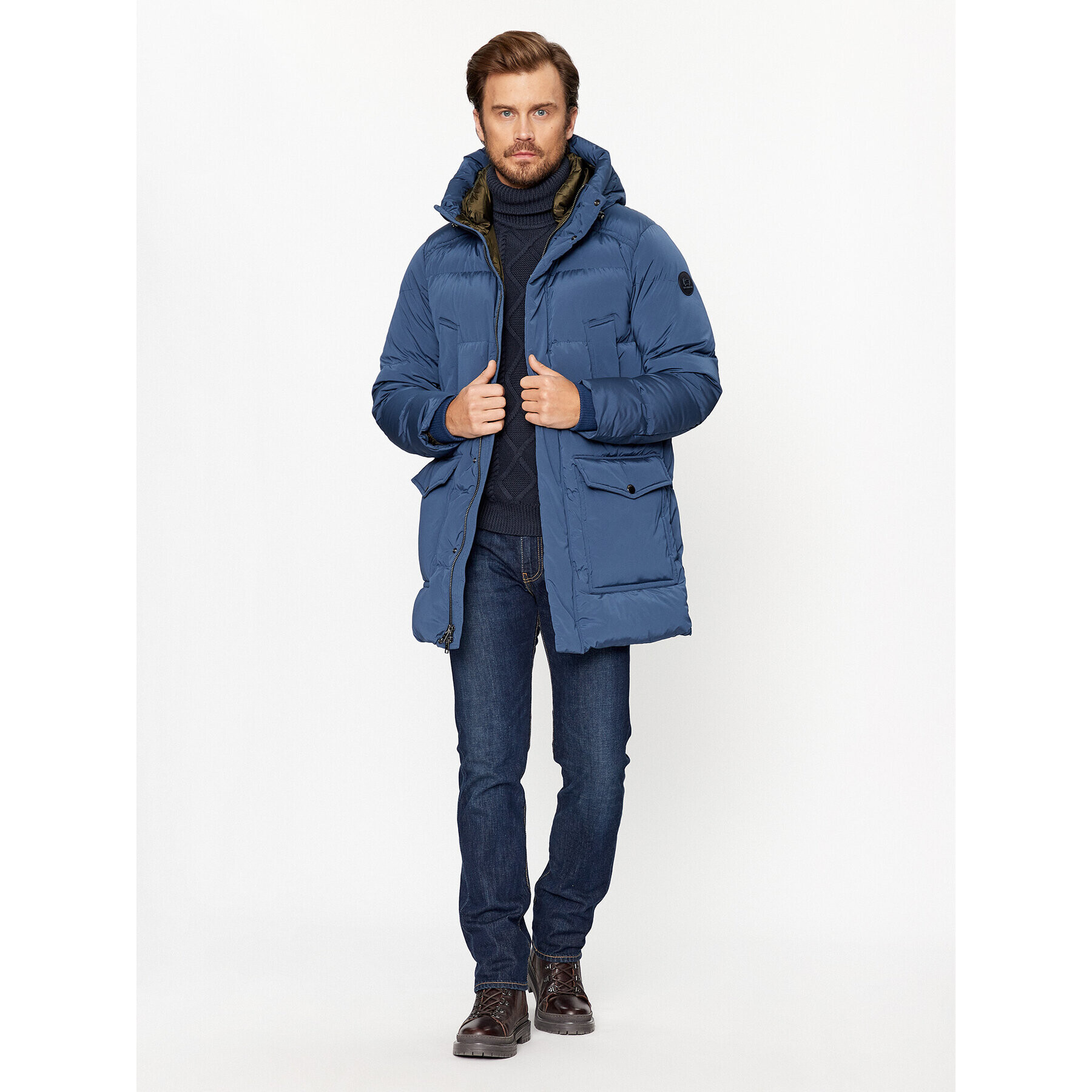 Woolrich Vatovaná bunda Premium CFWOOU0775MRUT3515 Tmavomodrá Regular Fit - Pepit.cz