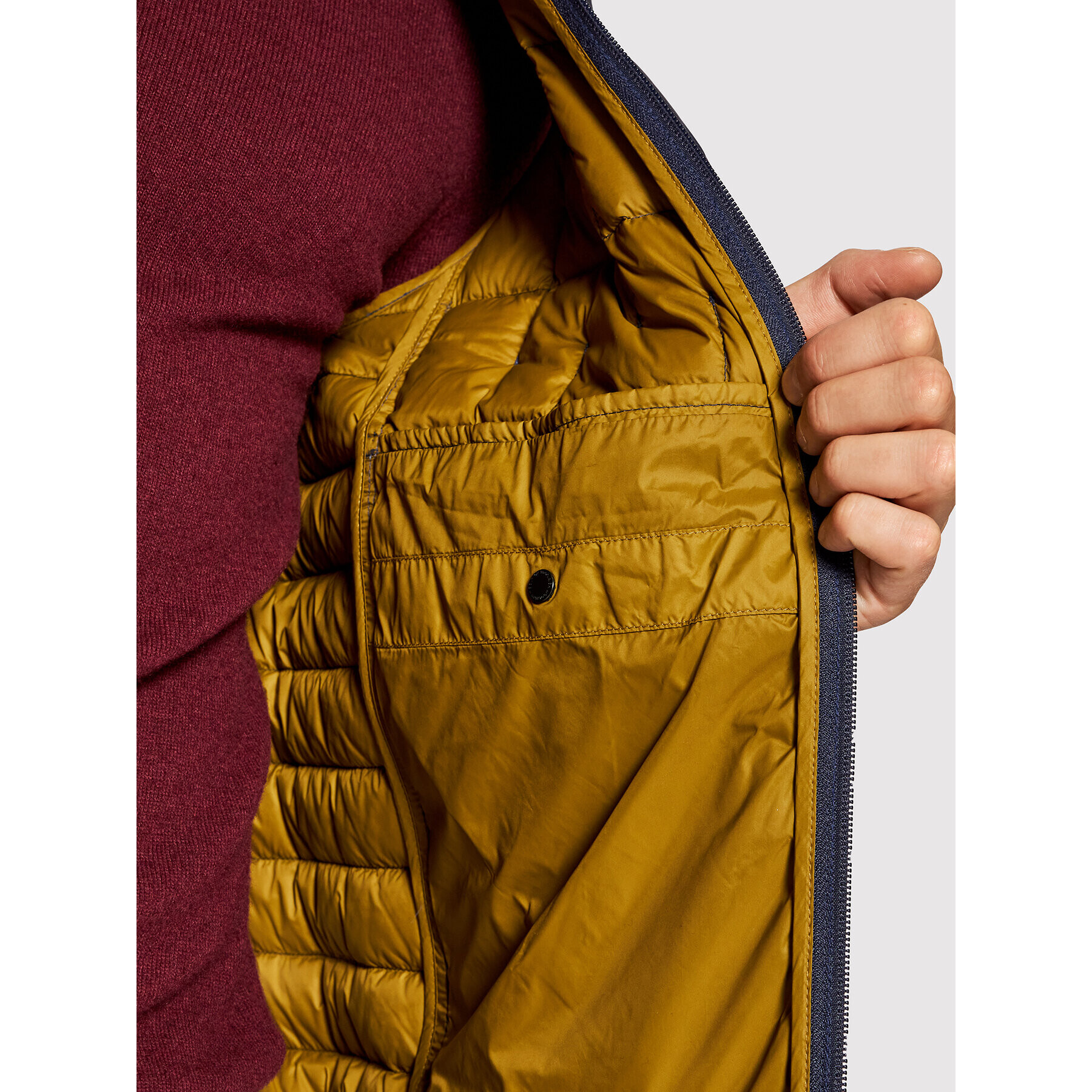 Woolrich Vesta Deepsix CFWOVE0030MRUT2686 Tmavomodrá Regular Fit - Pepit.cz