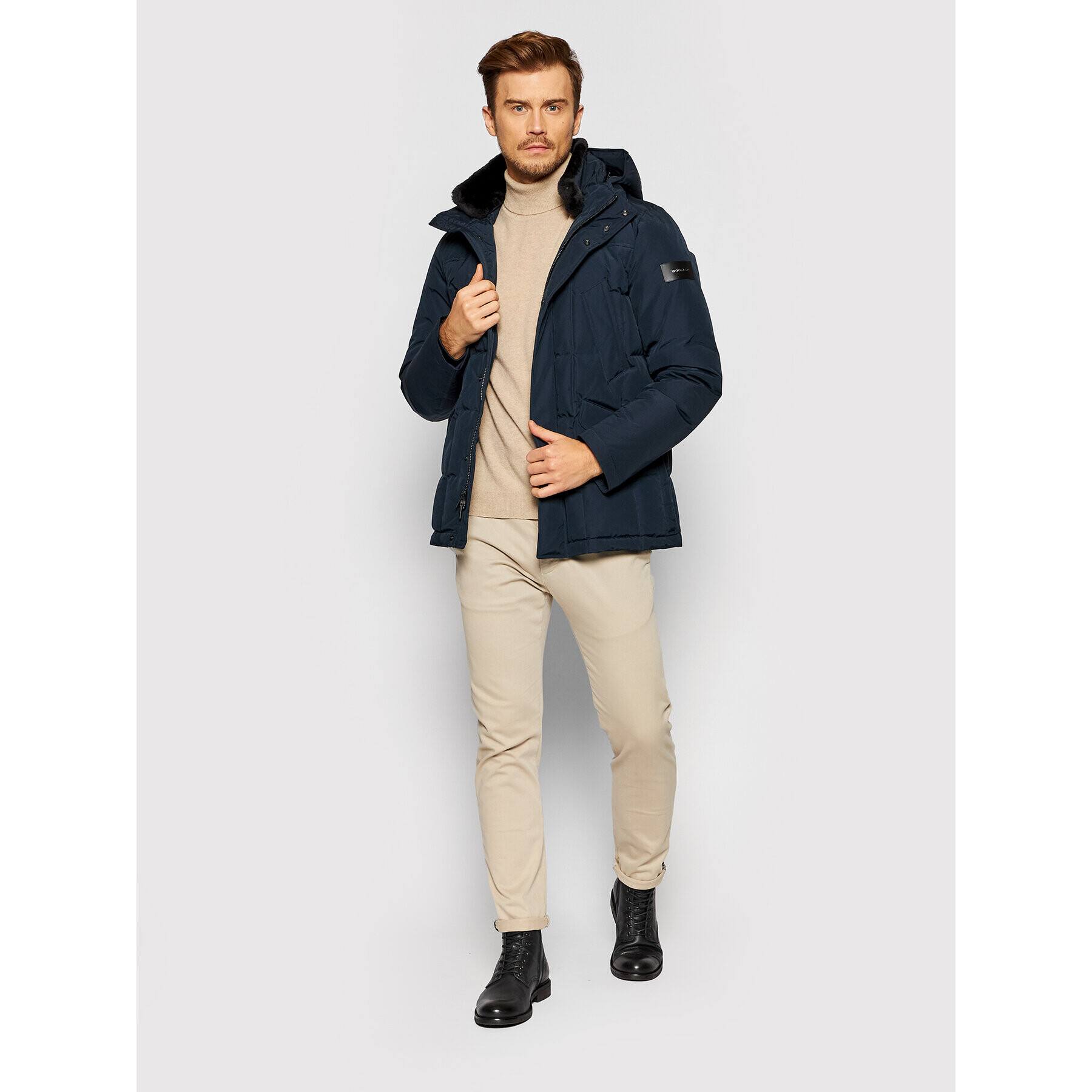 Woolrich Zimní bunda Blizzard CFWOOU0490MRUT0001 Tmavomodrá Regular Fit - Pepit.cz