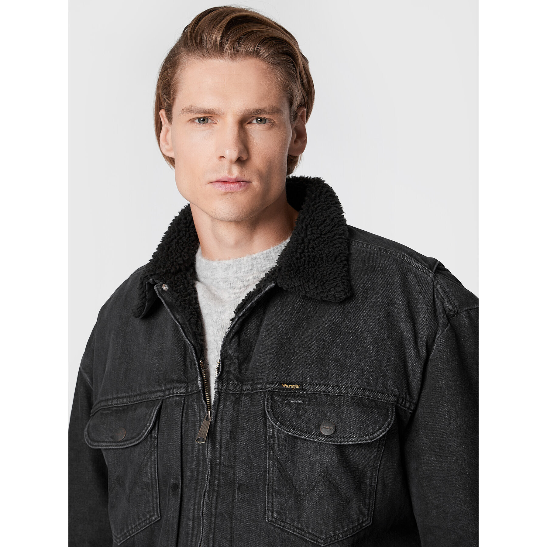 Wrangler Jeansová bunda Antifit Sherpa W4727029P 112321160 Černá Relaxed Fit - Pepit.cz