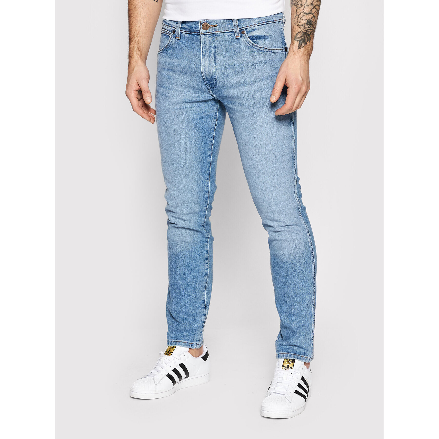 Wrangler Jeansy Larston 812 W18SYL29R Modrá Slim Tapered Fit - Pepit.cz