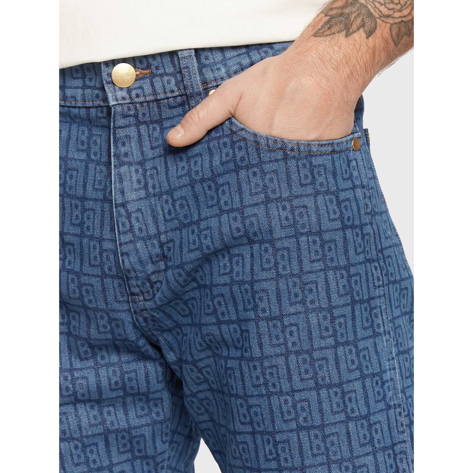 Wrangler Jeansy LEON BRIDGES Frontier In All Over Laser W16VCB31Y 112328335 Modrá Regular Fit - Pepit.cz