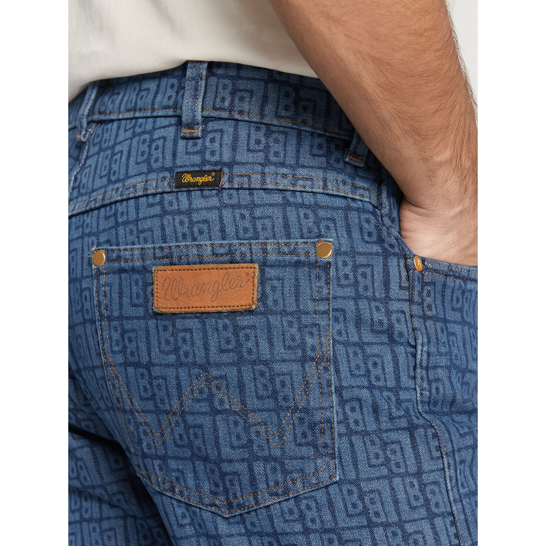 Wrangler Jeansy LEON BRIDGES Frontier In All Over Laser W16VCB31Y 112328335 Modrá Regular Fit - Pepit.cz